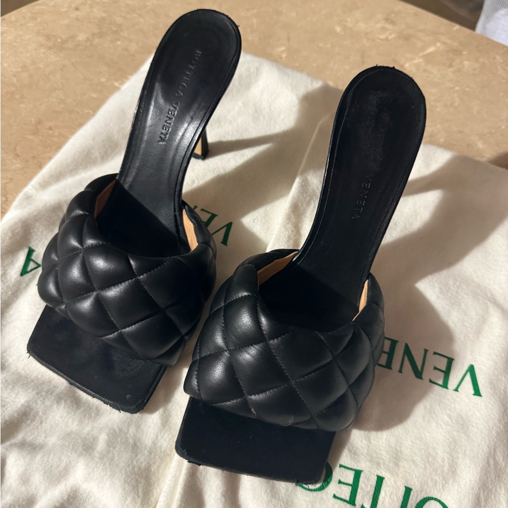 Bottega Veneta Black Quilted Mules